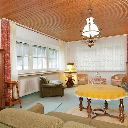 Linden 1 Apartment